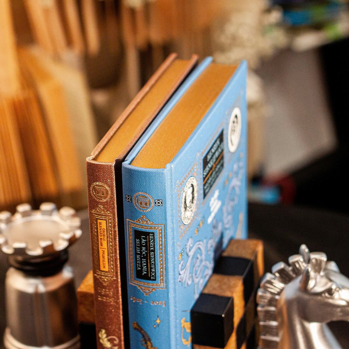 Combo 2 cuốn Pygmalion & Bộ ba nhỏ: Lão bộc, Hania, Selim Mirza - Ảnh 6