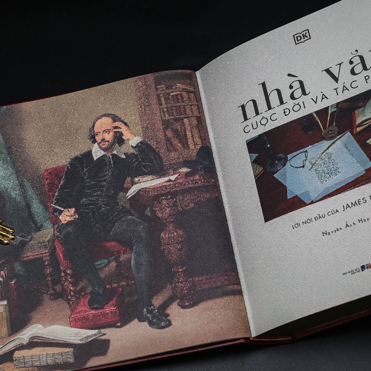 Sách "Nhà văn: Cuộc đời và tác phẩm" bản giới hạn bìa da cao cấp - Ảnh 4