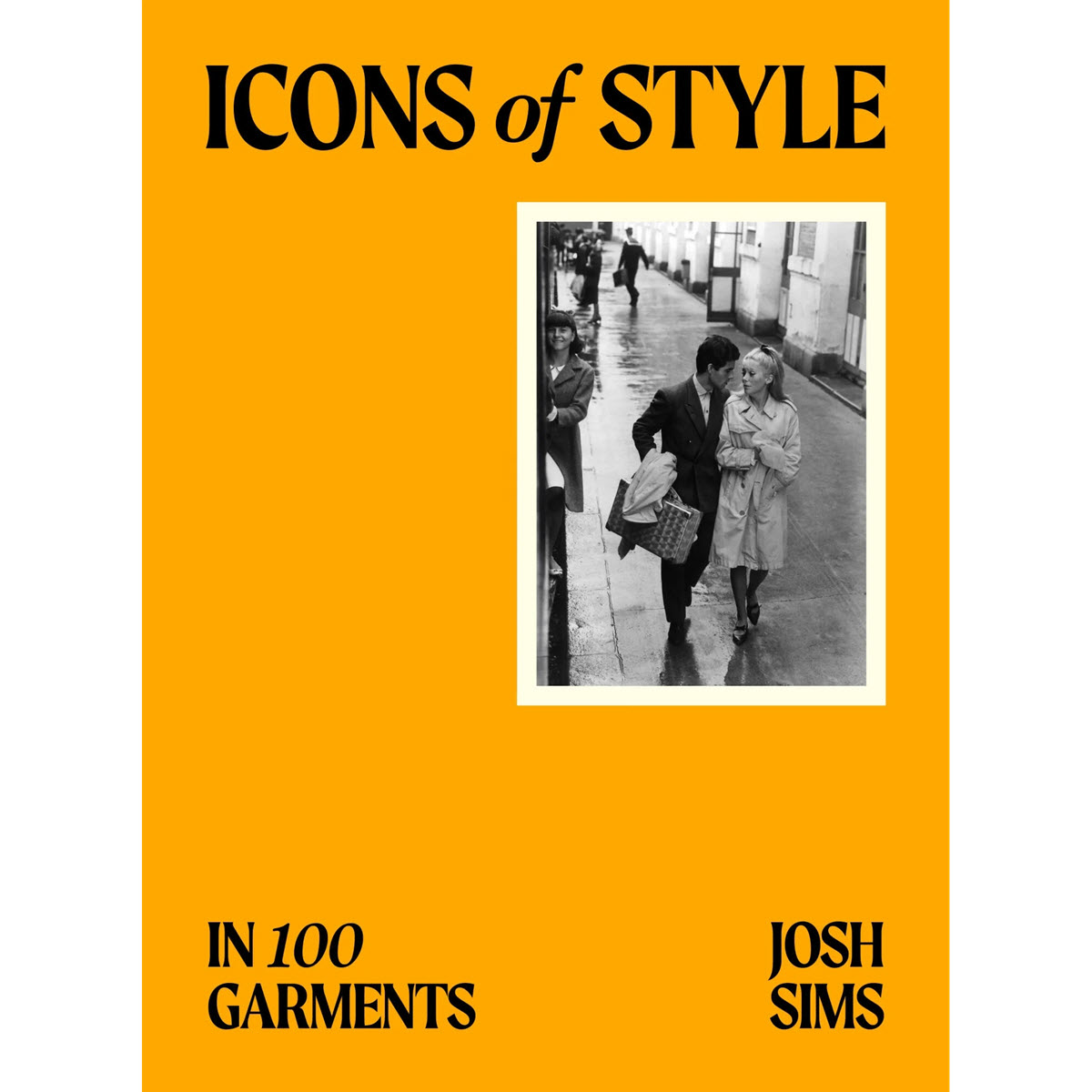 Sách Icons of Style: In 100 Garments (Bìa Mềm, Tiếng Anh)