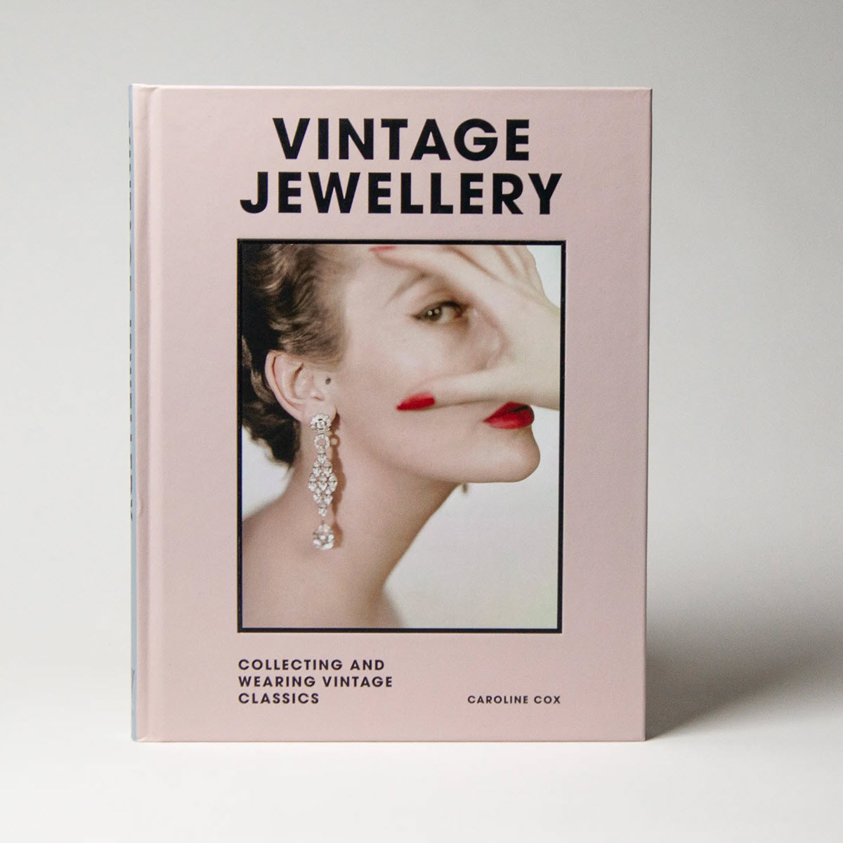 Sách Vintage Jewellery: Collecting and Wearing Vintage Classics