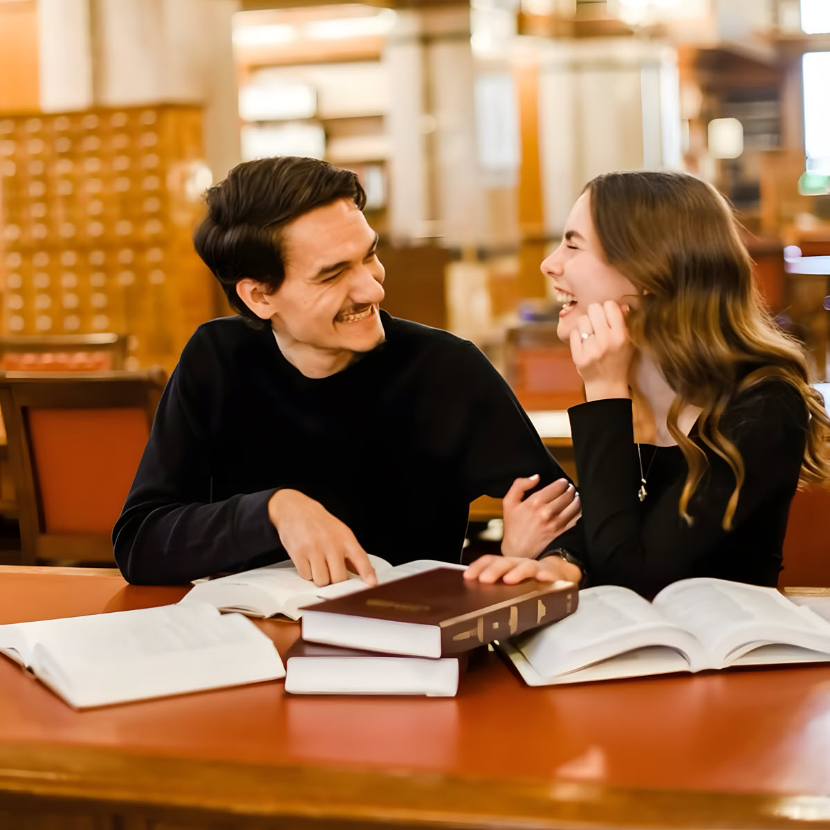 đàn ông đọc tiểu thuyết ít hơn phụ nữ